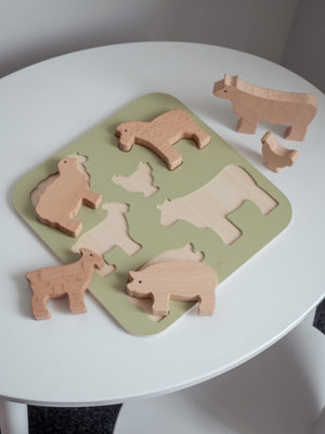 Dřevěné vkládací puzzle Domácí zvířata By Astrup