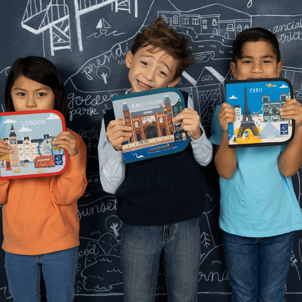 Kreslicí knížka s křídami/Omalovánka JAQ JAQ BIRD METROPOLE Londýn | Stylové doplňky pro děti a ženy | Lavly.cz