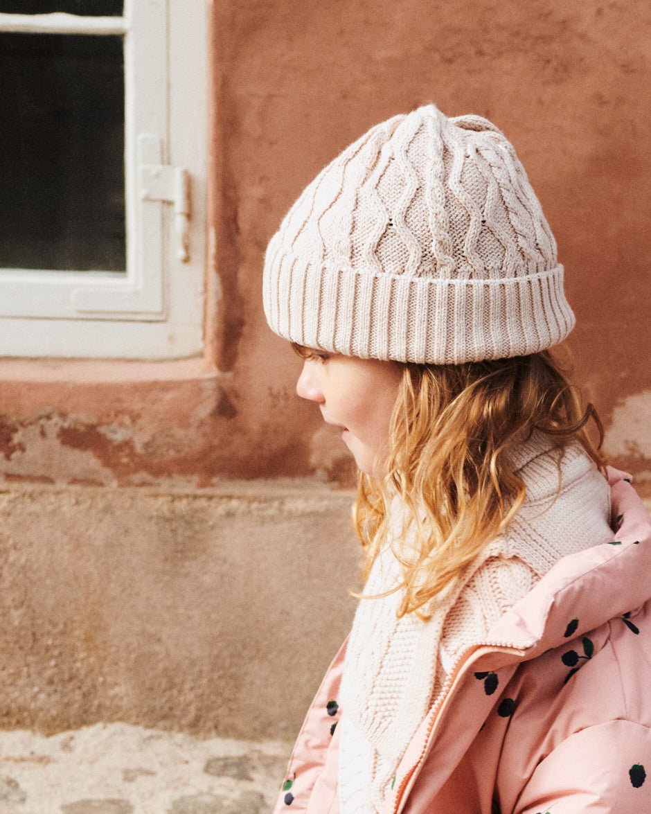 Čepice s copánkovým vzorem LIEWOOD Ezra Beanie Sandy | Stylové doplňky pro děti a ženy | Lavly.cz