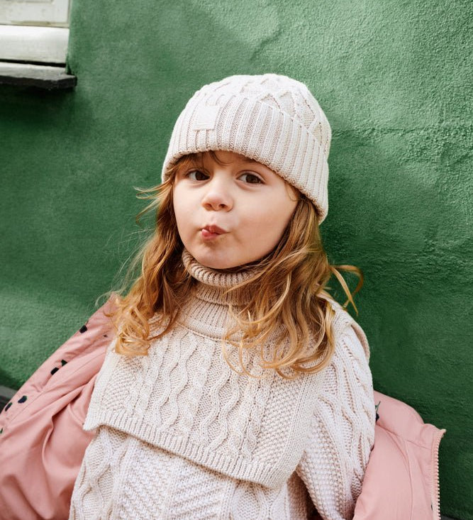Čepice s copánkovým vzorem LIEWOOD Ezra Beanie Sandy | Stylové doplňky pro děti a ženy | Lavly.cz
