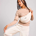 Crossbody ledvinka HINDBAG Andrea Teddy Arctic | Lavly.cz