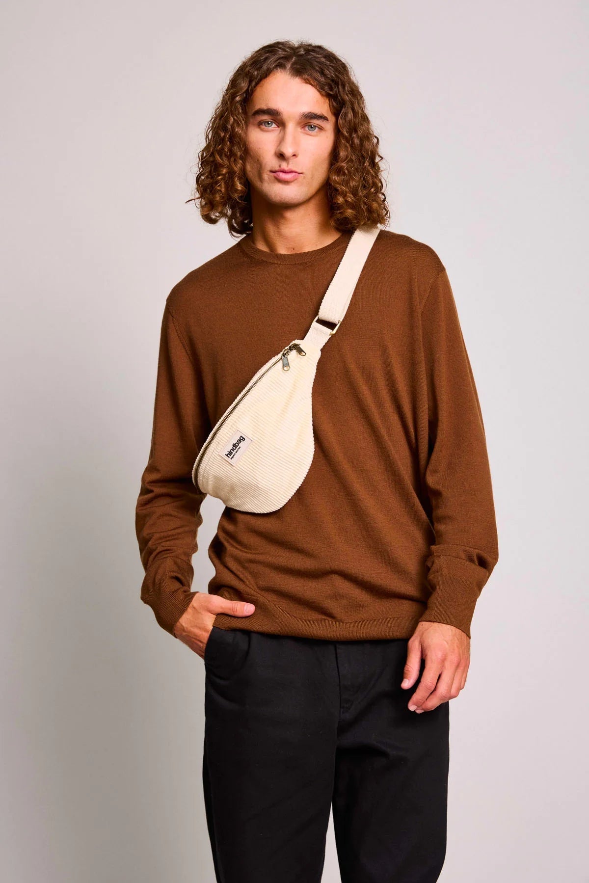 Crossbody ledvinka HINDBAG Olivia Velvet Beige | Lavly.cz