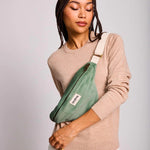 Crossbody ledvinka HINDBAG Olivia Velvet Mint Green | Lavly.cz