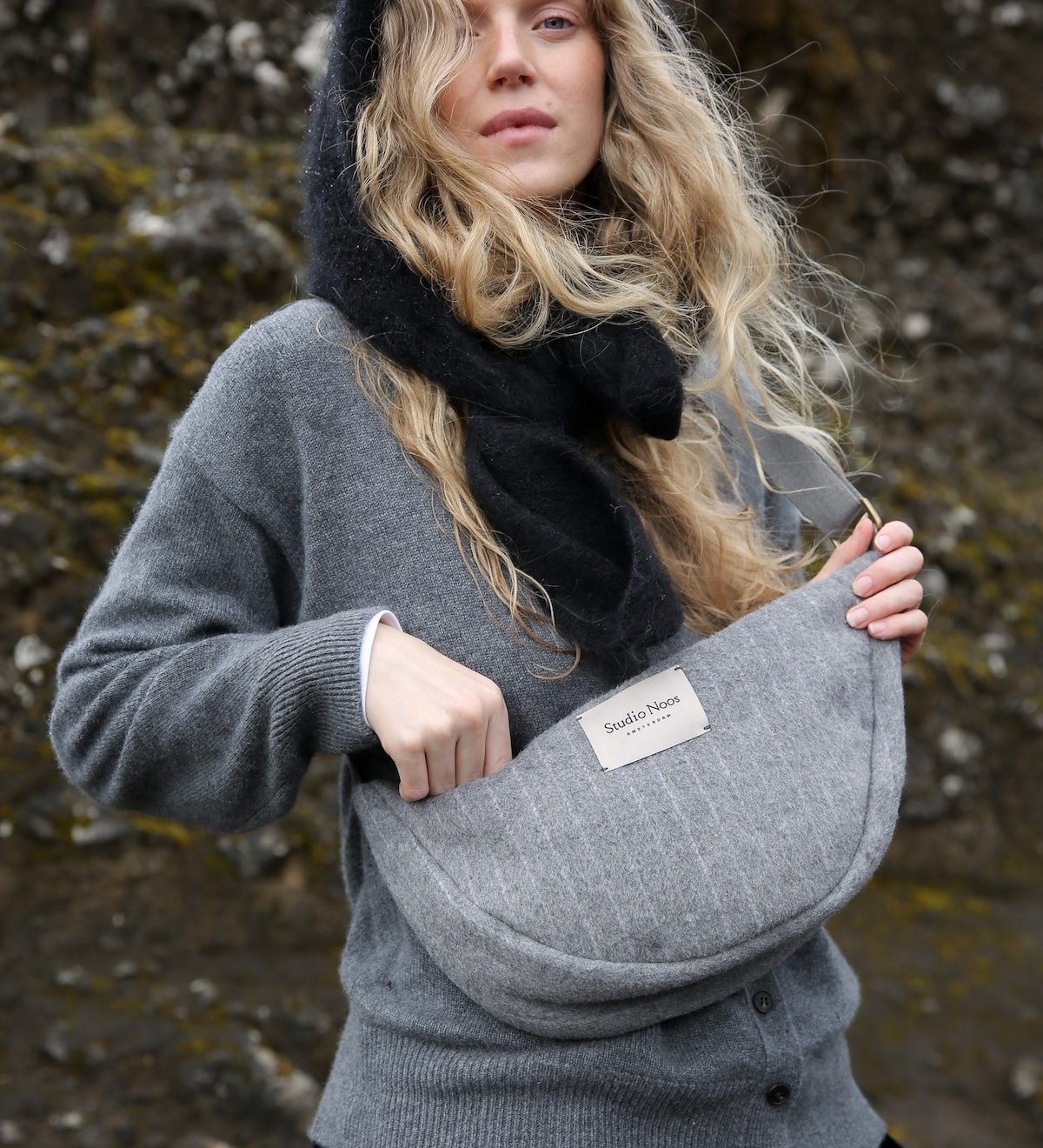 Crossbody ledvinka STUDIO NOOS Light Grey Flannel Chalkstripe | Lavly.cz
