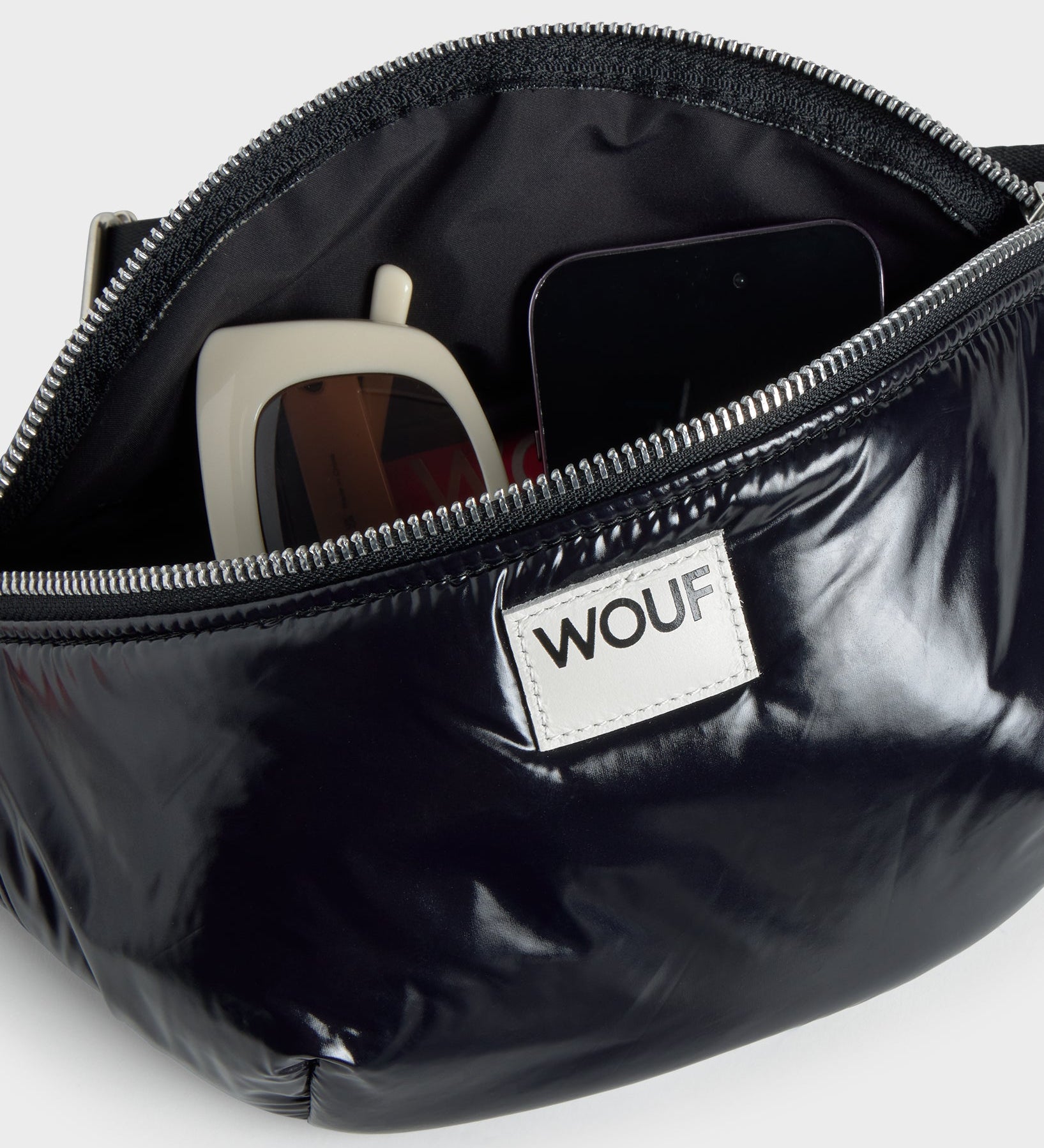 Crossbody ledvinka WOUF Nuit Waist bag | Lavly.cz