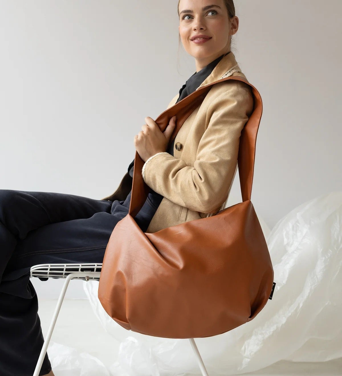 Crossbody taška TINNE+MIA Lot Bold Adobe | Lavly.cz