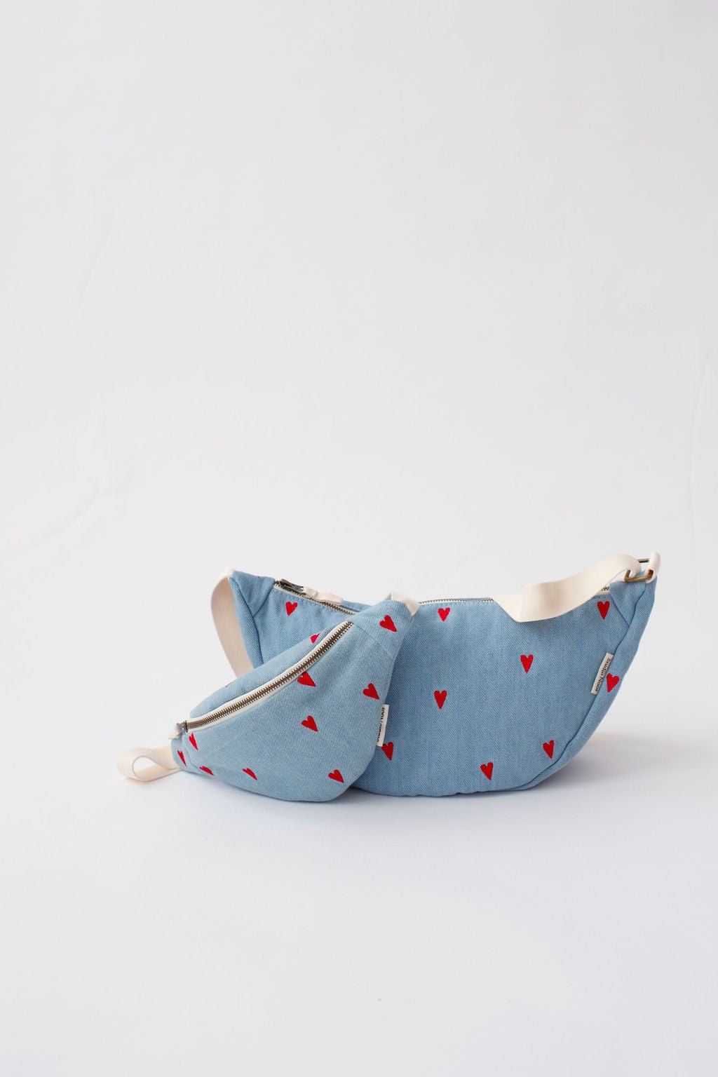 Dětská crossbody ledvinka STUDIO NOOS Denim Hearts | Stylové doplňky pro děti a ženy | Lavly.cz