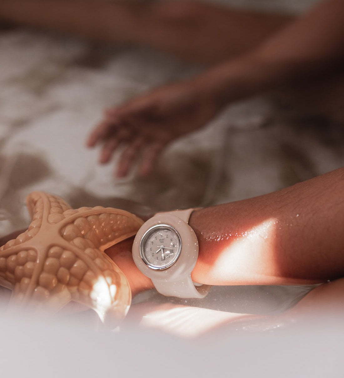 Dětské hodinky MRS. ERTHA Strapies Cloudy Blush | Lavly.cz