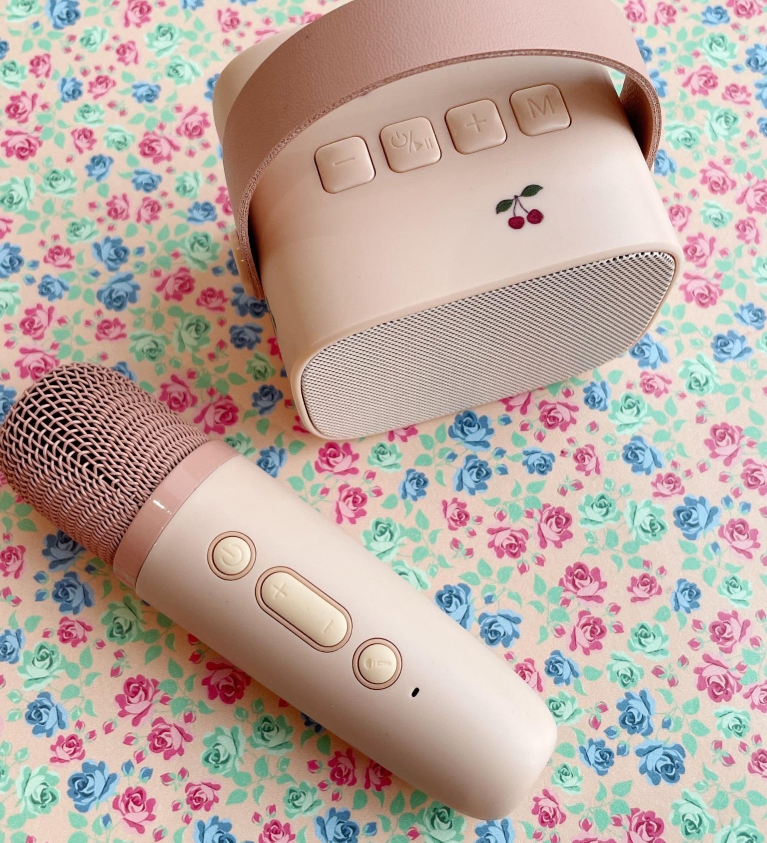 Dětské karaoke KONGES SLOJD Cherry | Lavly.cz