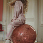 Dětský skákací míč KONGES SLOJD Cherry | Lavly.cz