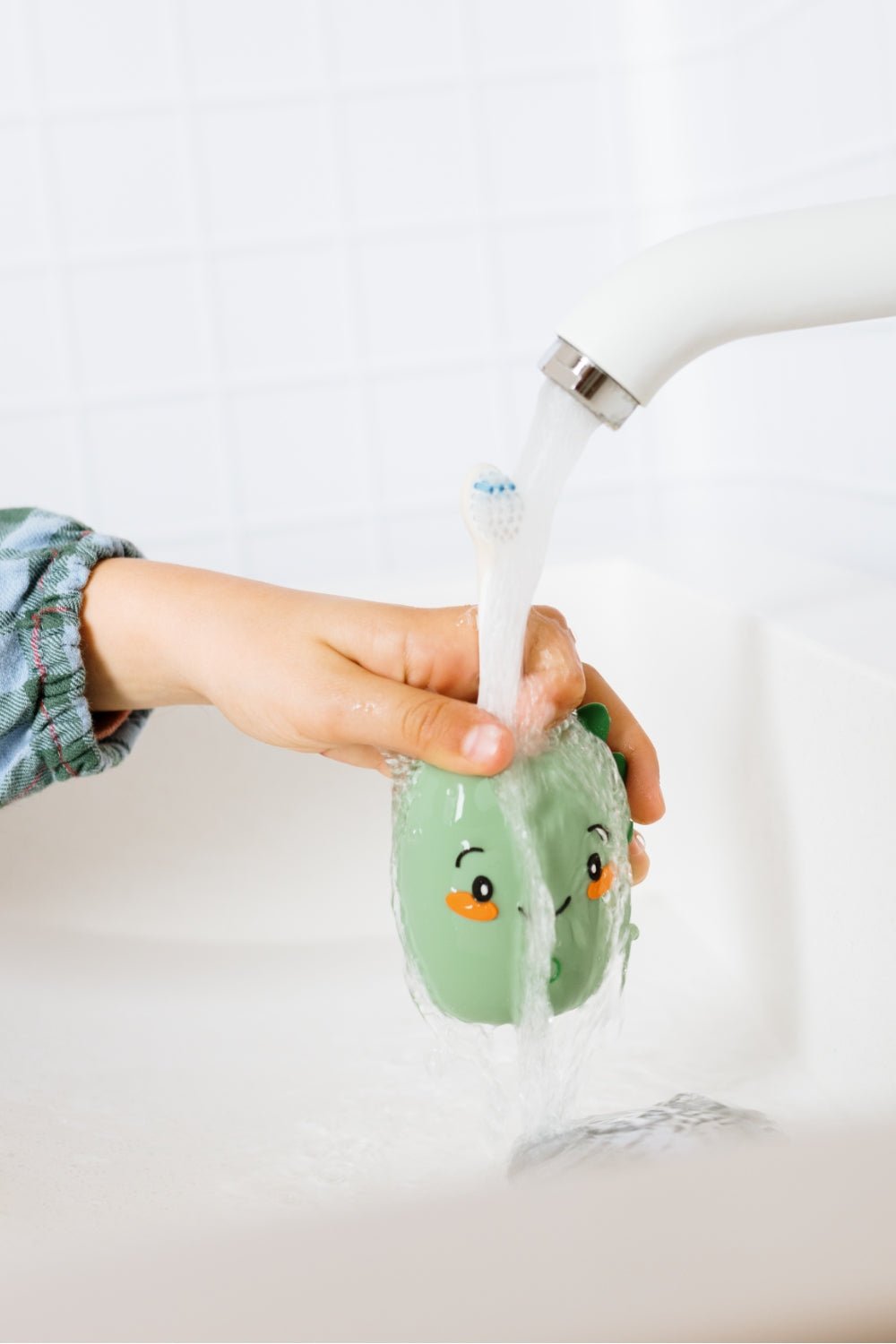 Dětský sonický zubní kartáček THE ZOOFAMILY Dino | Lavly.cz