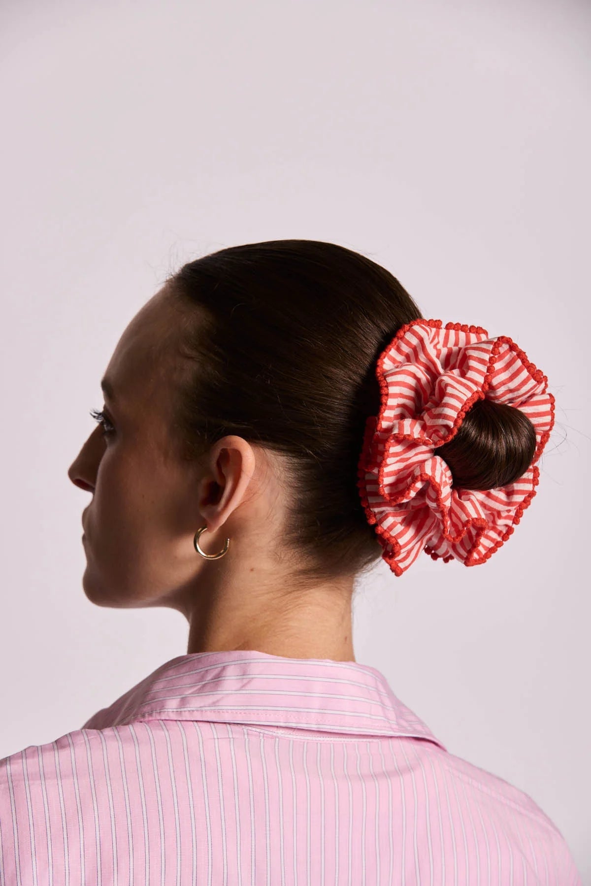 Gumička scrunchie HINDBAG Red Stripes | Lavly.cz