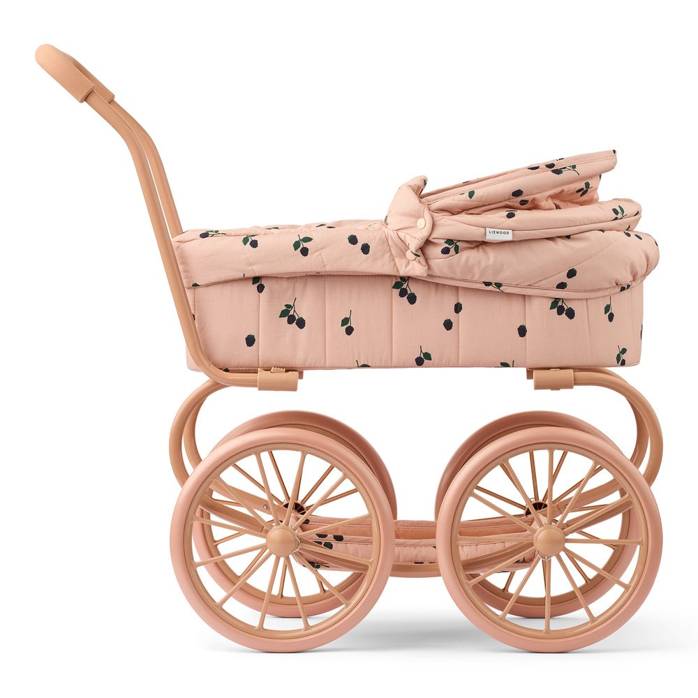 Hluboký kočárek pro panenky LIEWOOD Adaline Berry / Pale Tuscany | Stylové doplňky pro děti a ženy | Lavly.cz