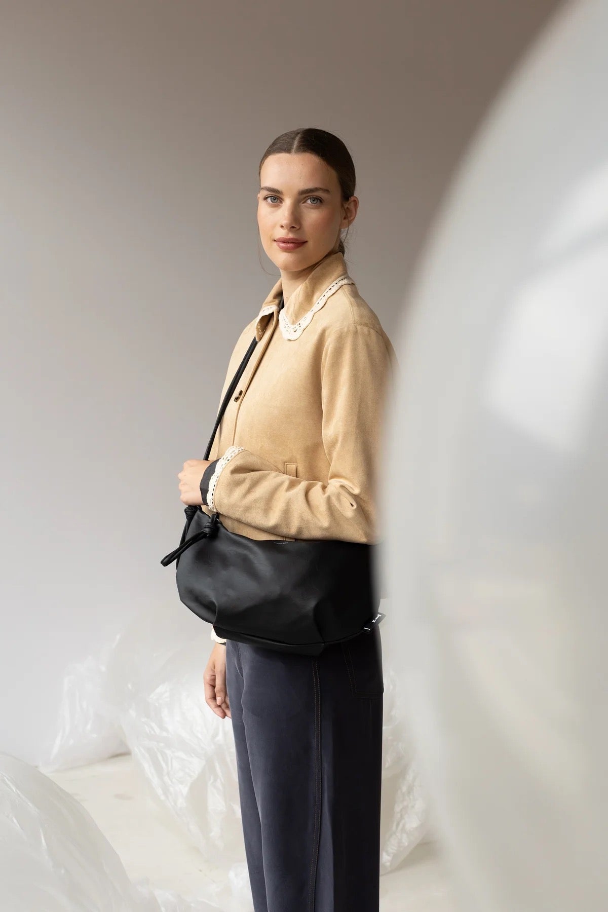 Kabelka TINNE+MIA Berber Black | Lavly.cz