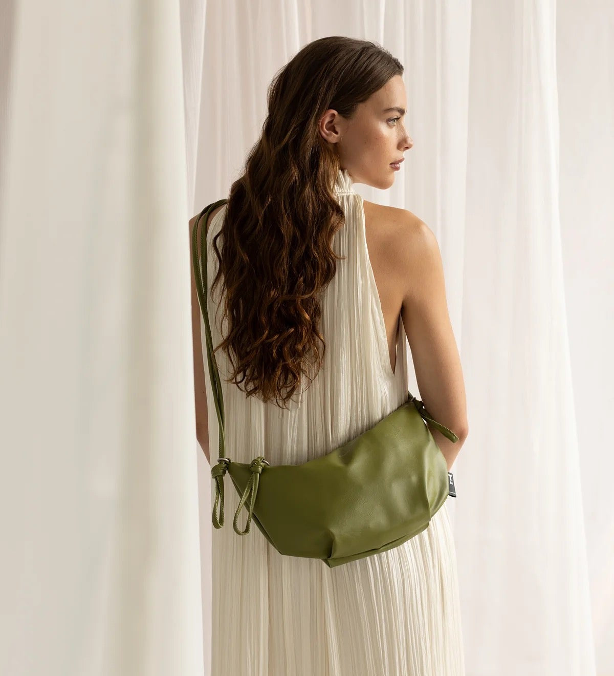 Kabelka TINNE+MIA Berber Peat Moss | Lavly.cz