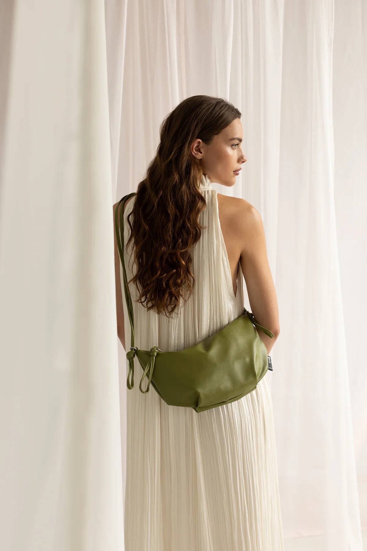 Kabelka TINNE+MIA Berber Peat Moss | Lavly.cz