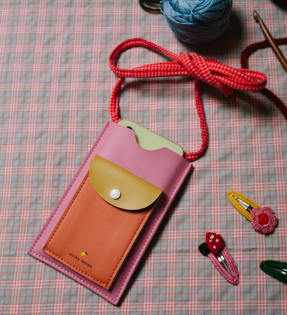 Kapsička na mobil STICKY LEMON Rosebay Pink | Lavly.cz