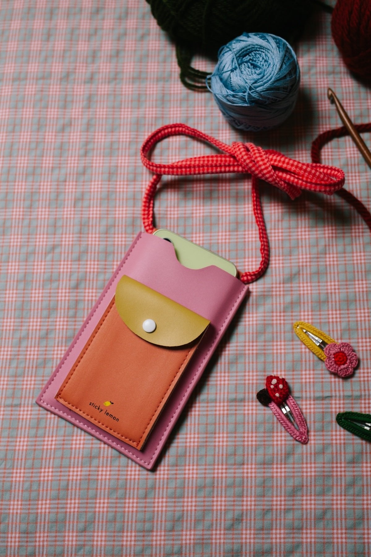 Kapsička na mobil STICKY LEMON Rosebay Pink | Lavly.cz