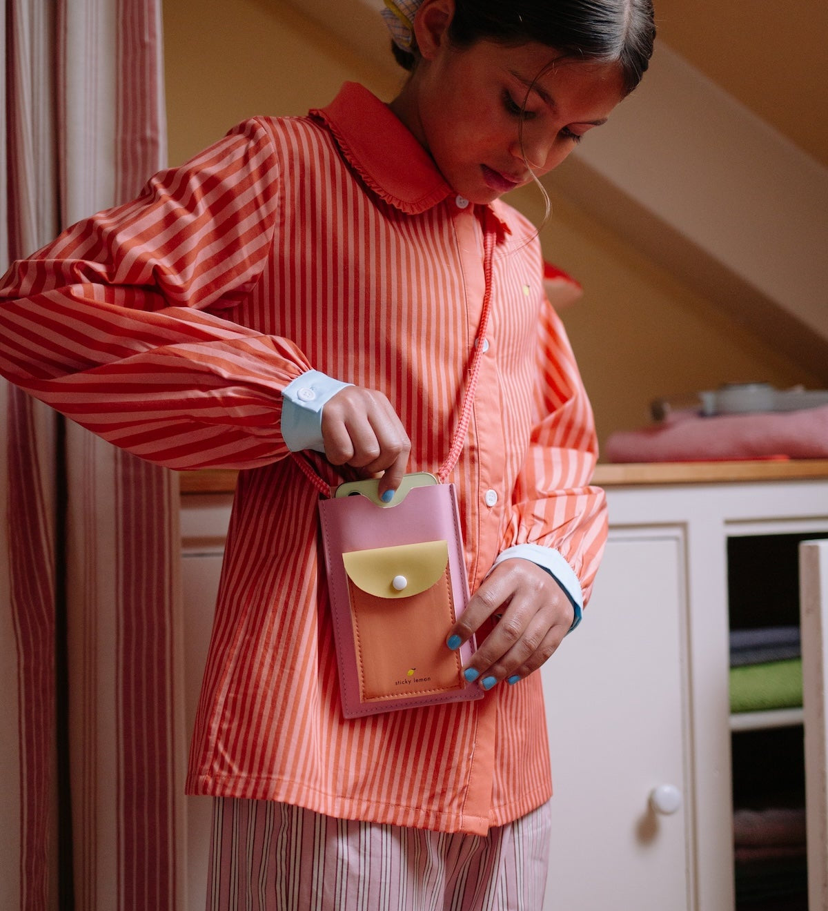 Kapsička na mobil STICKY LEMON Rosebay Pink | Lavly.cz