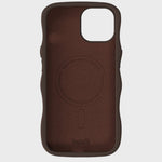 Kryt na iPhone HOLDIT Wavy Silicone MagSafe Chocolate | Lavly.cz