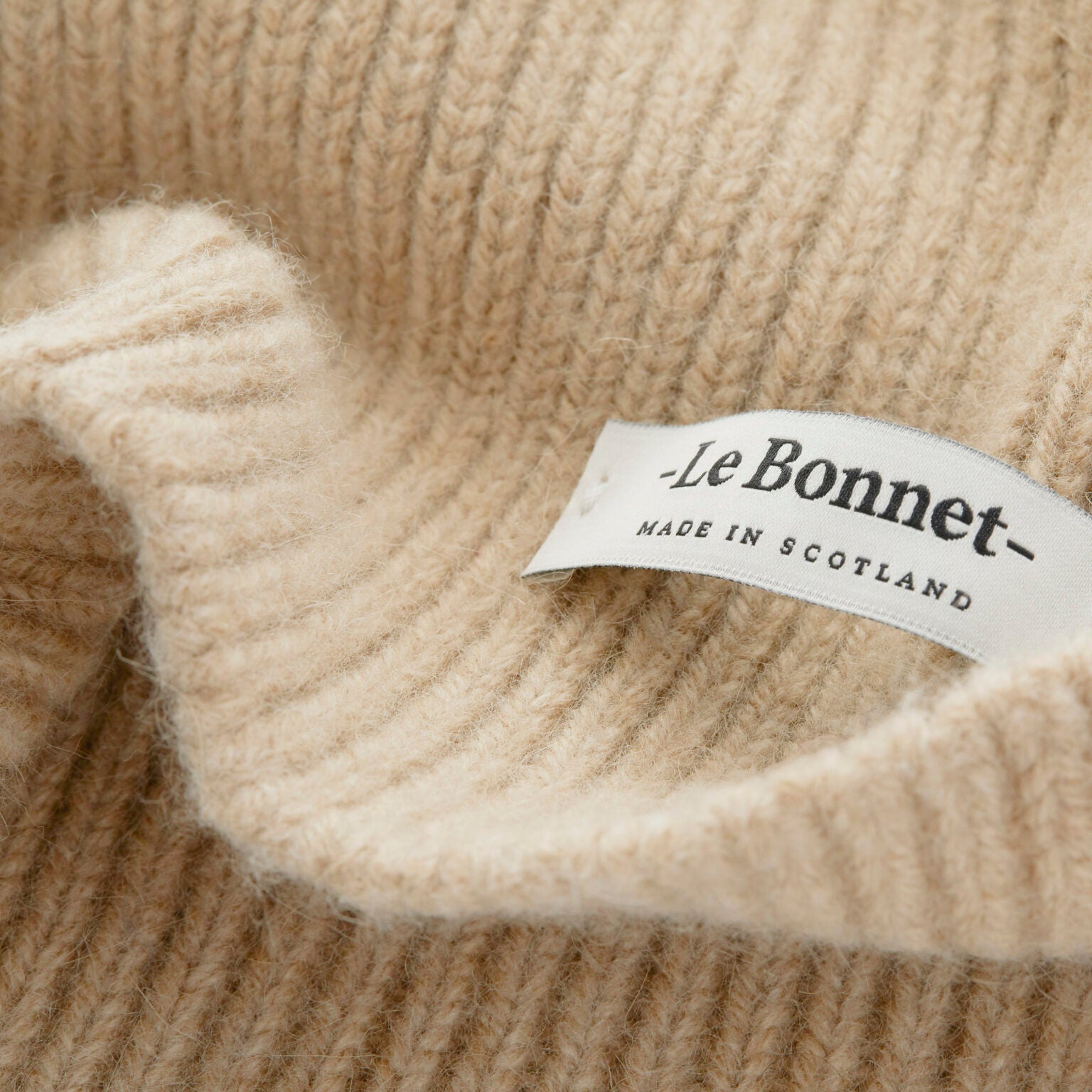 LE BONNET Čepice z jehněčí vlny Sand | Stylové doplňky pro děti a ženy | Lavly.cz