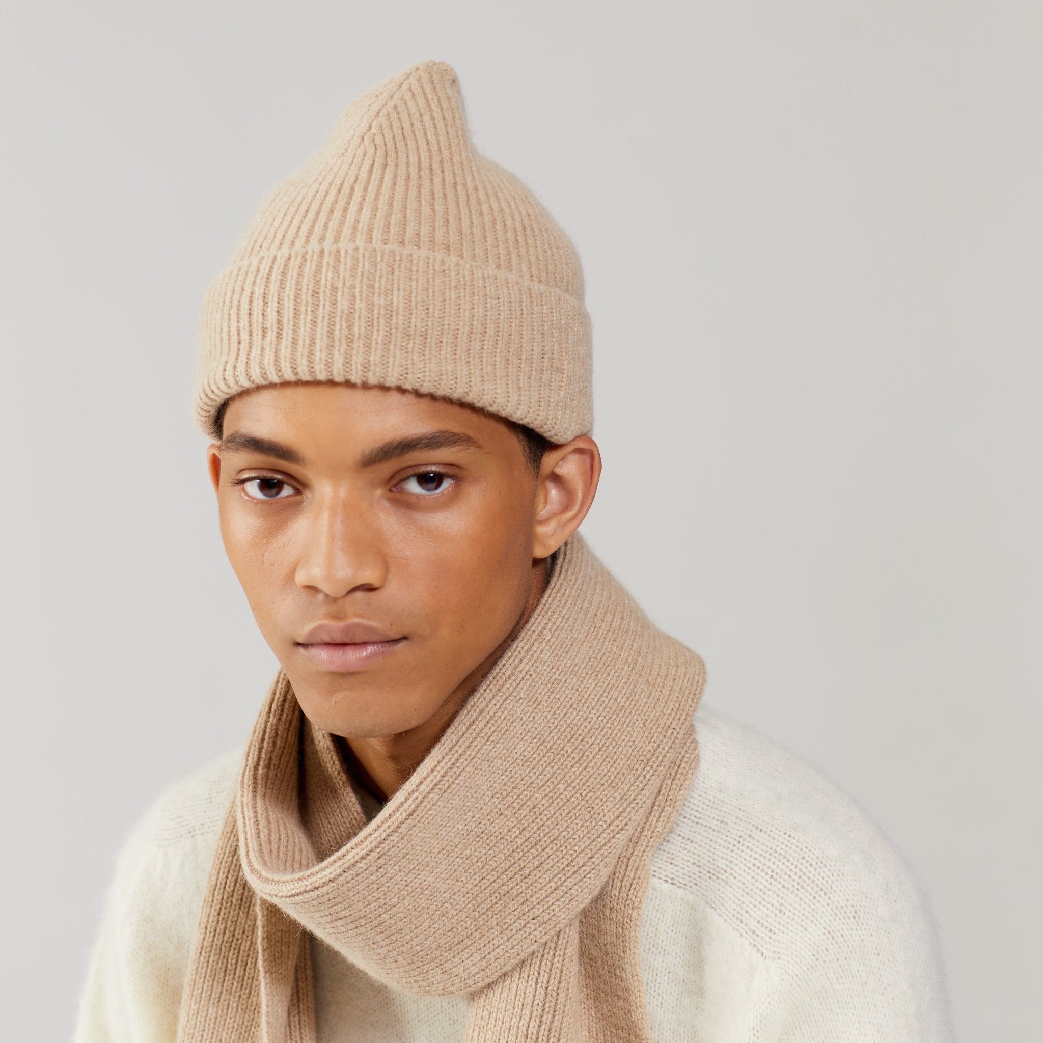 LE BONNET Čepice z jehněčí vlny Sand | Stylové doplňky pro děti a ženy | Lavly.cz