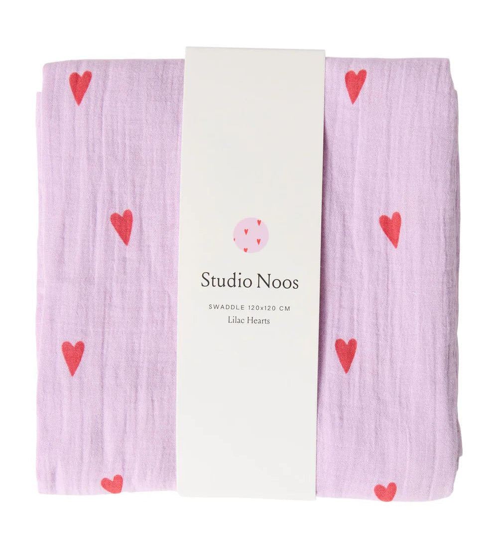 Mušelínová plena STUDIO NOOS Purple Hearts 120 x 120 cm | Lavly.cz