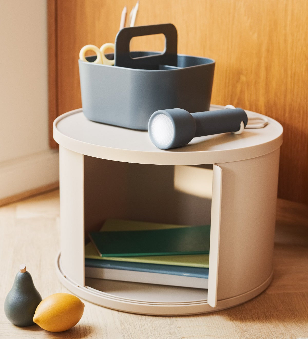 Noční stolek / úložný systém LIEWOOD Nona Sandy | Lavly.cz