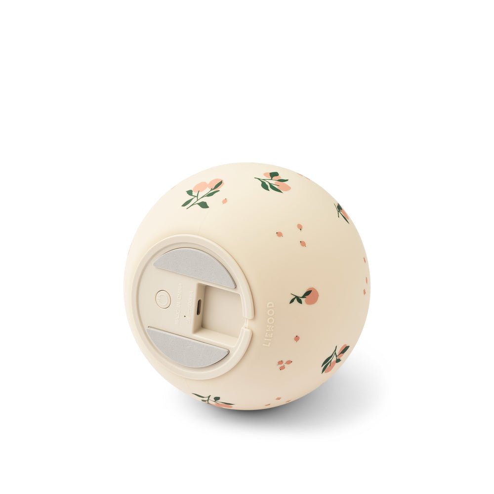 Noční světlo LIEWOOD Yuki Peach / Sea Shell | Stylové doplňky pro děti a ženy | Lavly.cz
