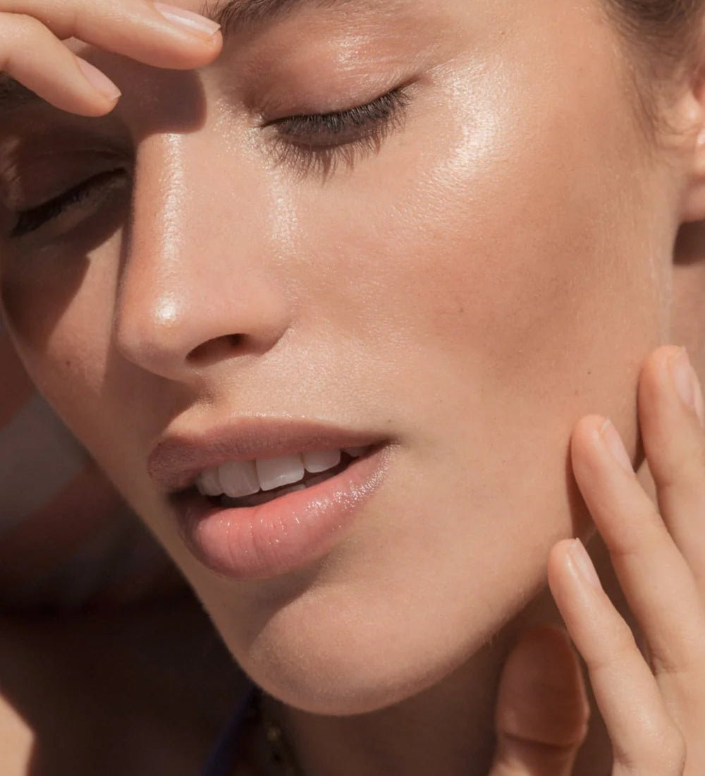 Opalovací fluid na obličej SPF 50 bez parfemace V.SUN | Lavly.cz
