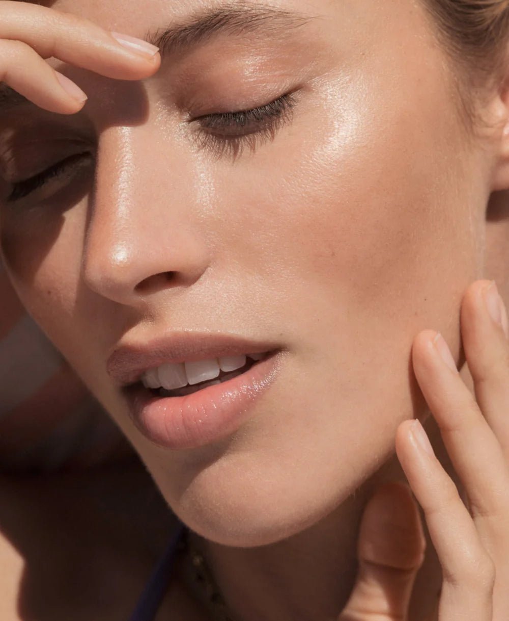 Opalovací fluid na obličej SPF 50 bez parfemace V.SUN | Lavly.cz