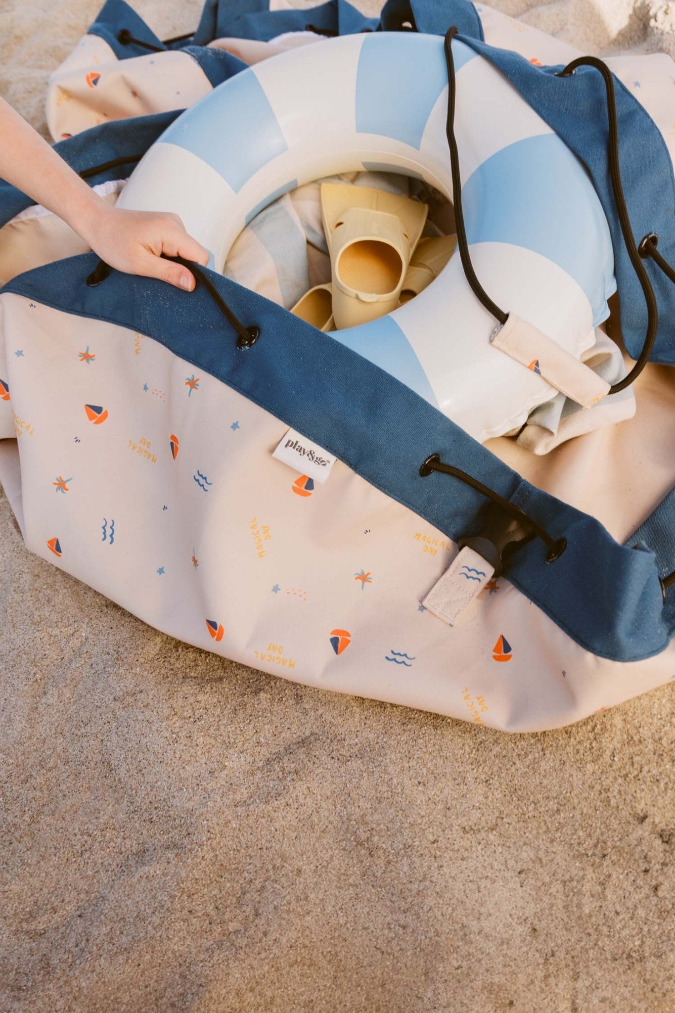 PLAY&GO OUTDOOR Hrací podložka / Vak na hračky Magical Days | Stylové doplňky pro děti a ženy | Lavly.cz