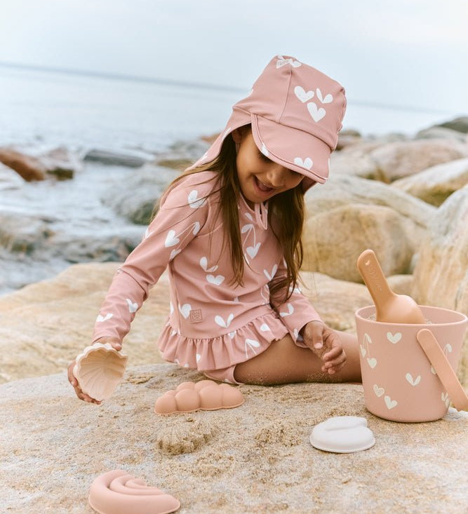 Plážový set LIEWOOD Gilma Sweethearts / Pale Tuscany | Lavly.cz