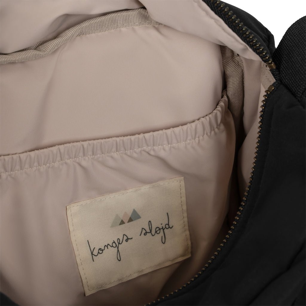 Přebalovací taška KONGES SLOJD All You Need Bag MINI Black | Stylové doplňky pro děti a ženy | Lavly.cz