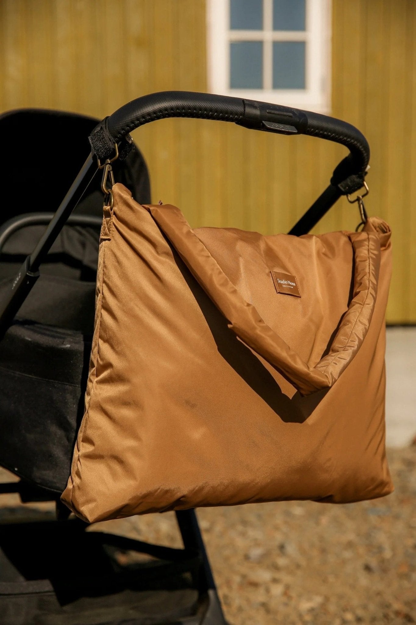Přebalovací taška STUDIO NOOS Brown Technical Puffy | Lavly.cz