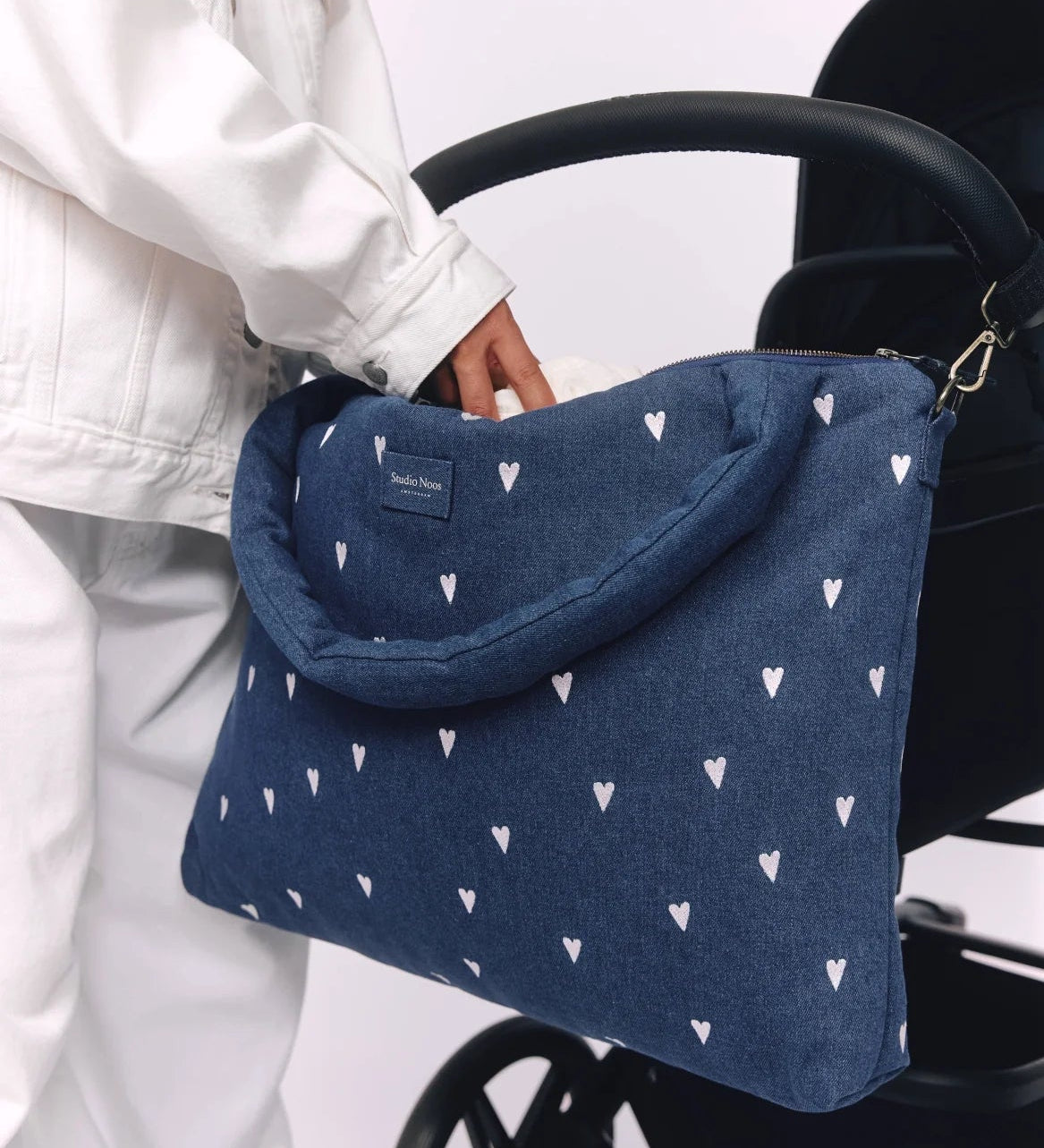 Přebalovací taška STUDIO NOOS Dark Blue White Hearts Denim | Lavly.cz