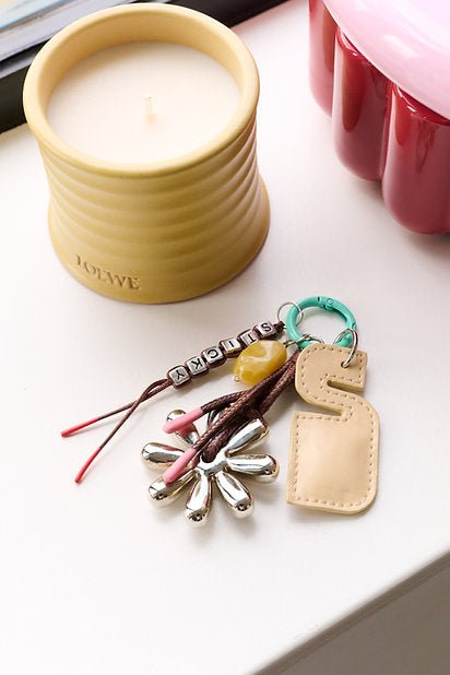 Přívěsek na tašku / klíče THE STICKY SIS CLUB Marzipan | Lavly.cz