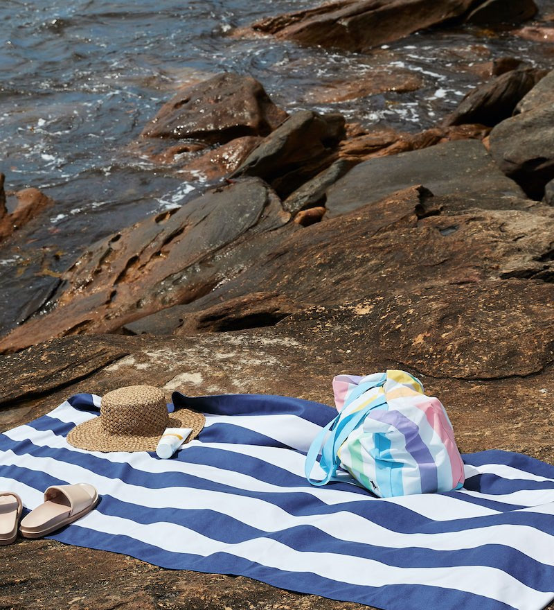 Rychleschnoucí plážová osuška DOCK & BAY Whitsunday Blue | Lavly.cz