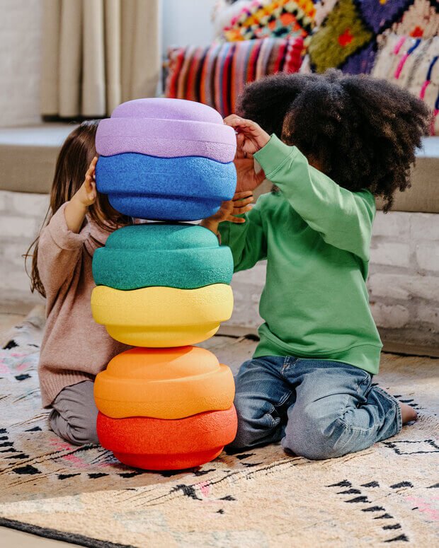 STAPELSTEIN® 6+1 ks Original Rainbow Set Classic Balanční kameny a deska | Stylové doplňky pro děti a ženy | Lavly.cz