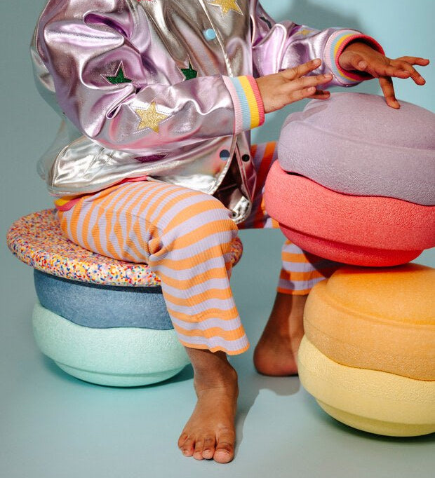 STAPELSTEIN® 6+1 ks Original Rainbow Set Pastel Balanční kameny a deska | Stylové doplňky pro děti a ženy | Lavly.cz