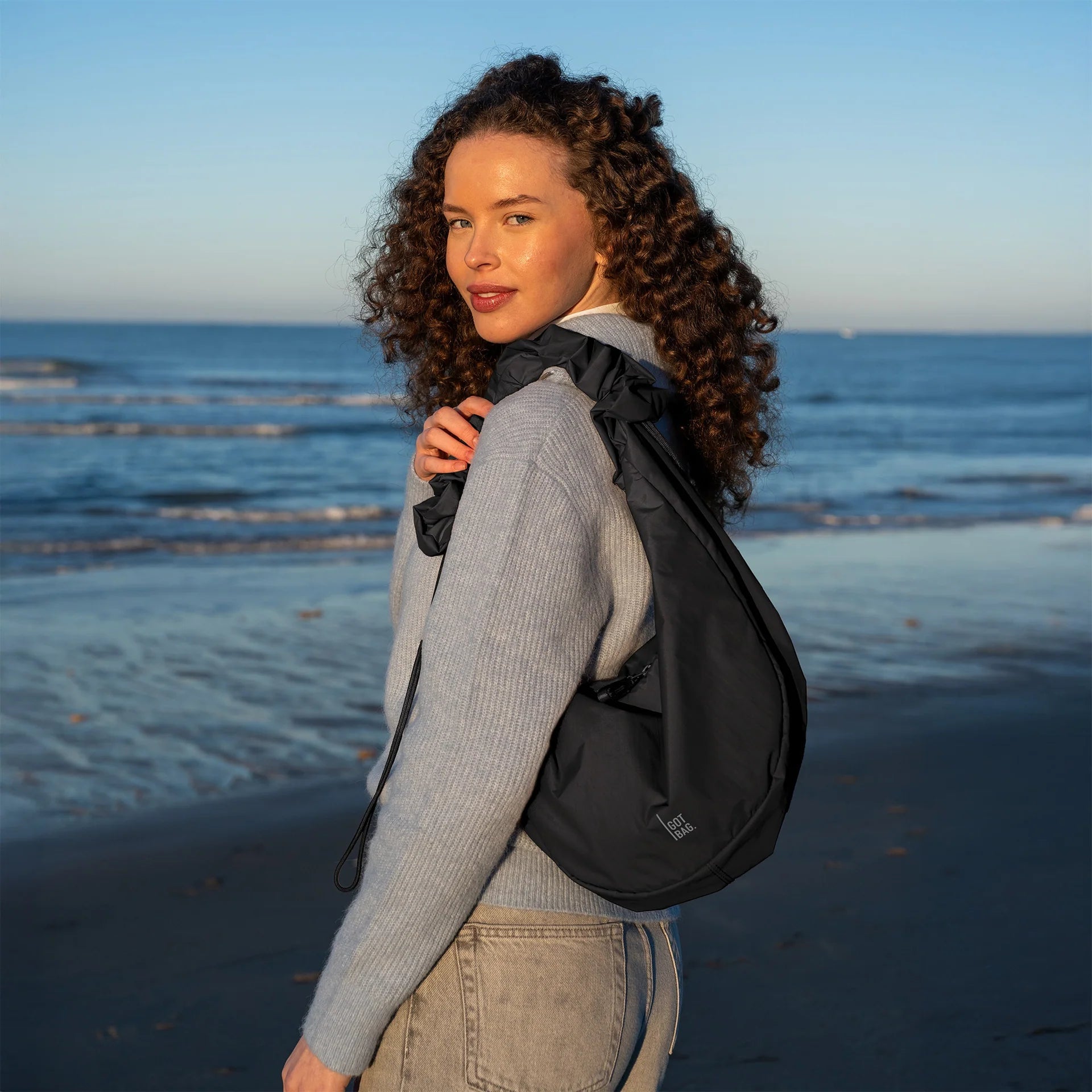 Taška GOT BAG Moon Ruffle Black | Lavly.cz