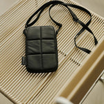 Taštička na mobil TINNE+MIA Luce Black | Lavly.cz