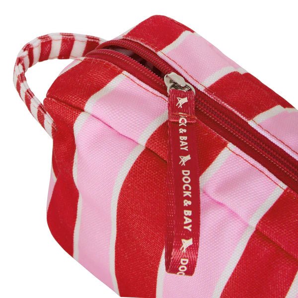 Toaletní taška DOCK & BAY Cherry Bomb | Lavly.cz