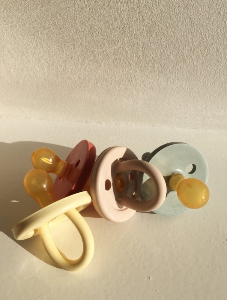 Dudlíky Konges Slojd - Classic - Světle zelené (3 velikosti) - Lavly
