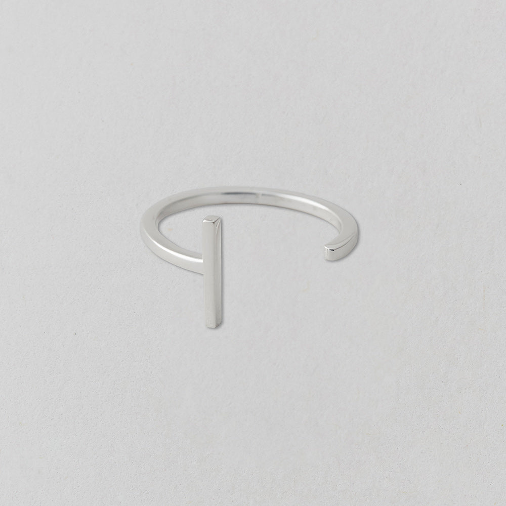 Stříbrný prsten Písmeno A-Z - DESIGN LETTERS - Lavly