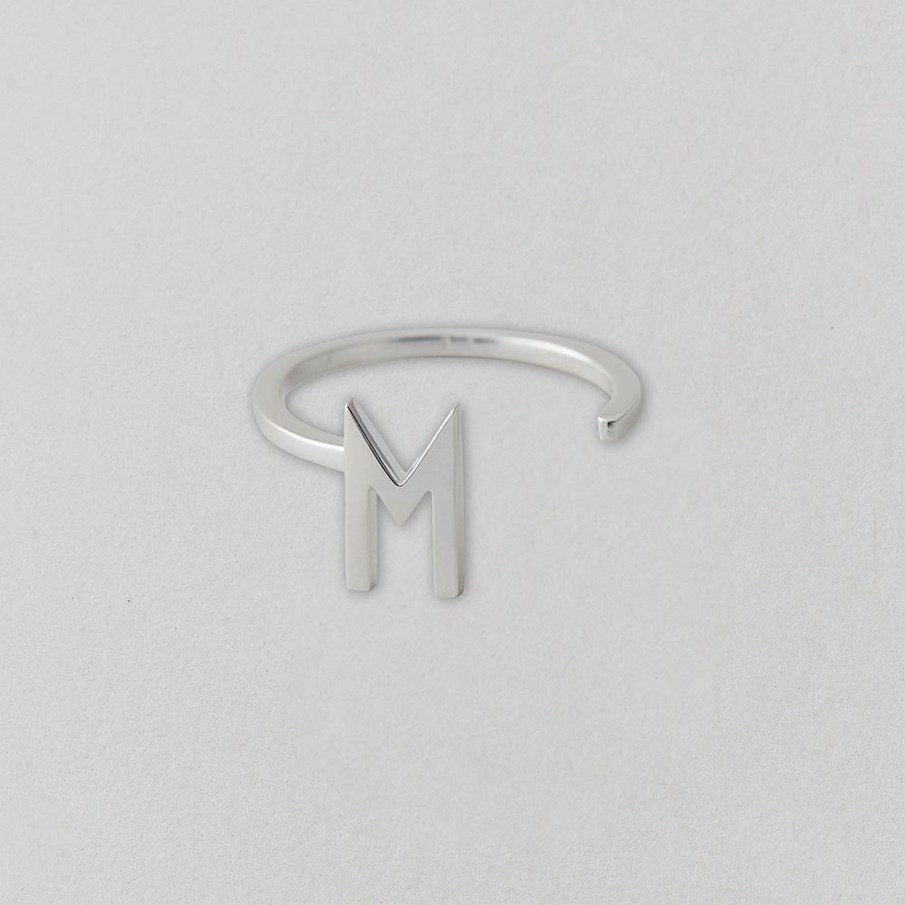 Stříbrný prsten Písmeno A-Z - DESIGN LETTERS - Lavly