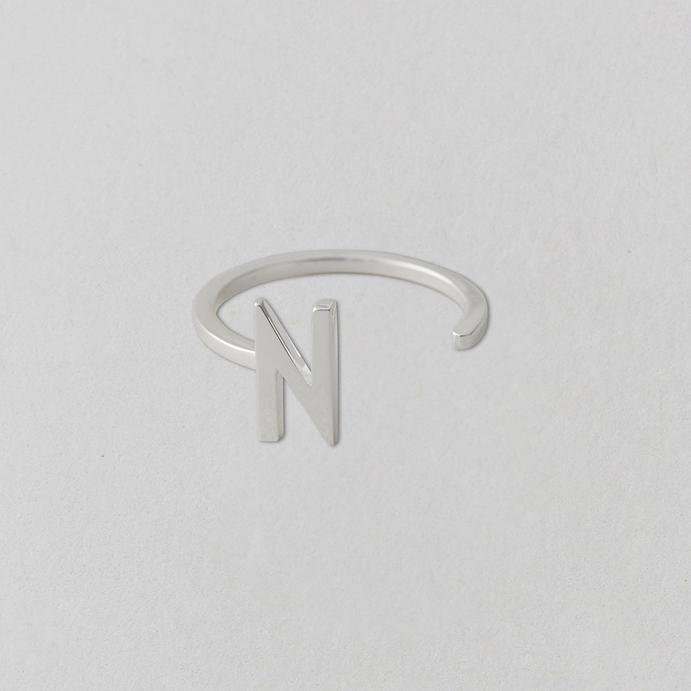 Stříbrný prsten Písmeno A-Z - DESIGN LETTERS - Lavly