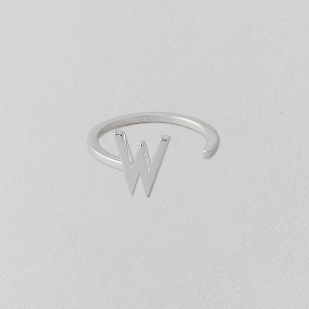 Stříbrný prsten Písmeno A-Z - DESIGN LETTERS - Lavly