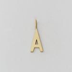 Zlatý přívěsek Písmeno A-Z - 16 mm DESIGN LETTERS - Lavly