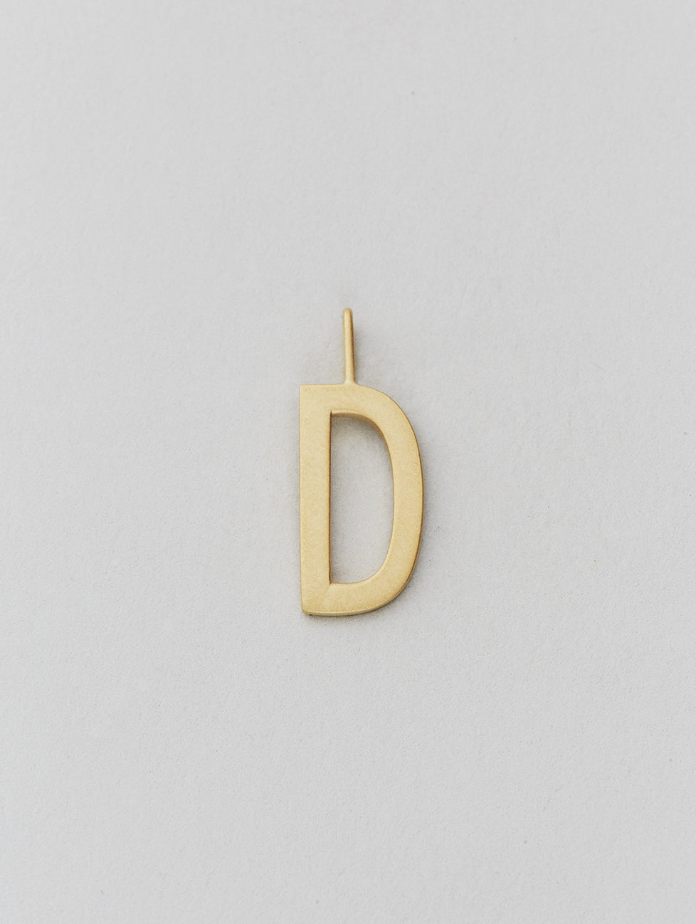 Zlatý přívěsek Písmeno A-Z - 16 mm DESIGN LETTERS - Lavly